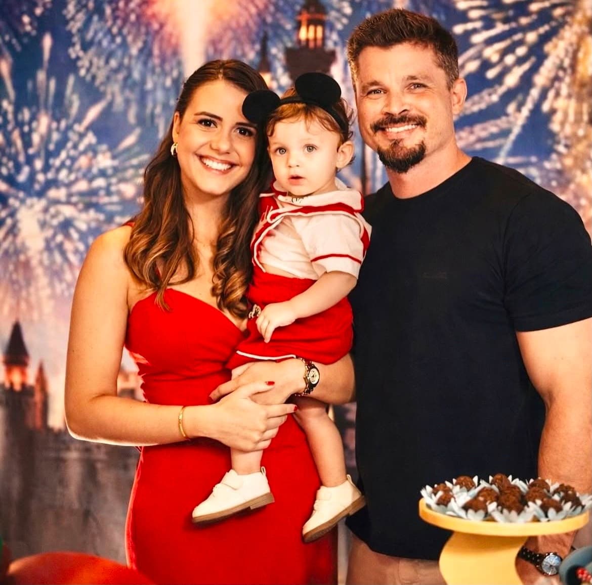 Cezar Peixoto e Paula Andrade